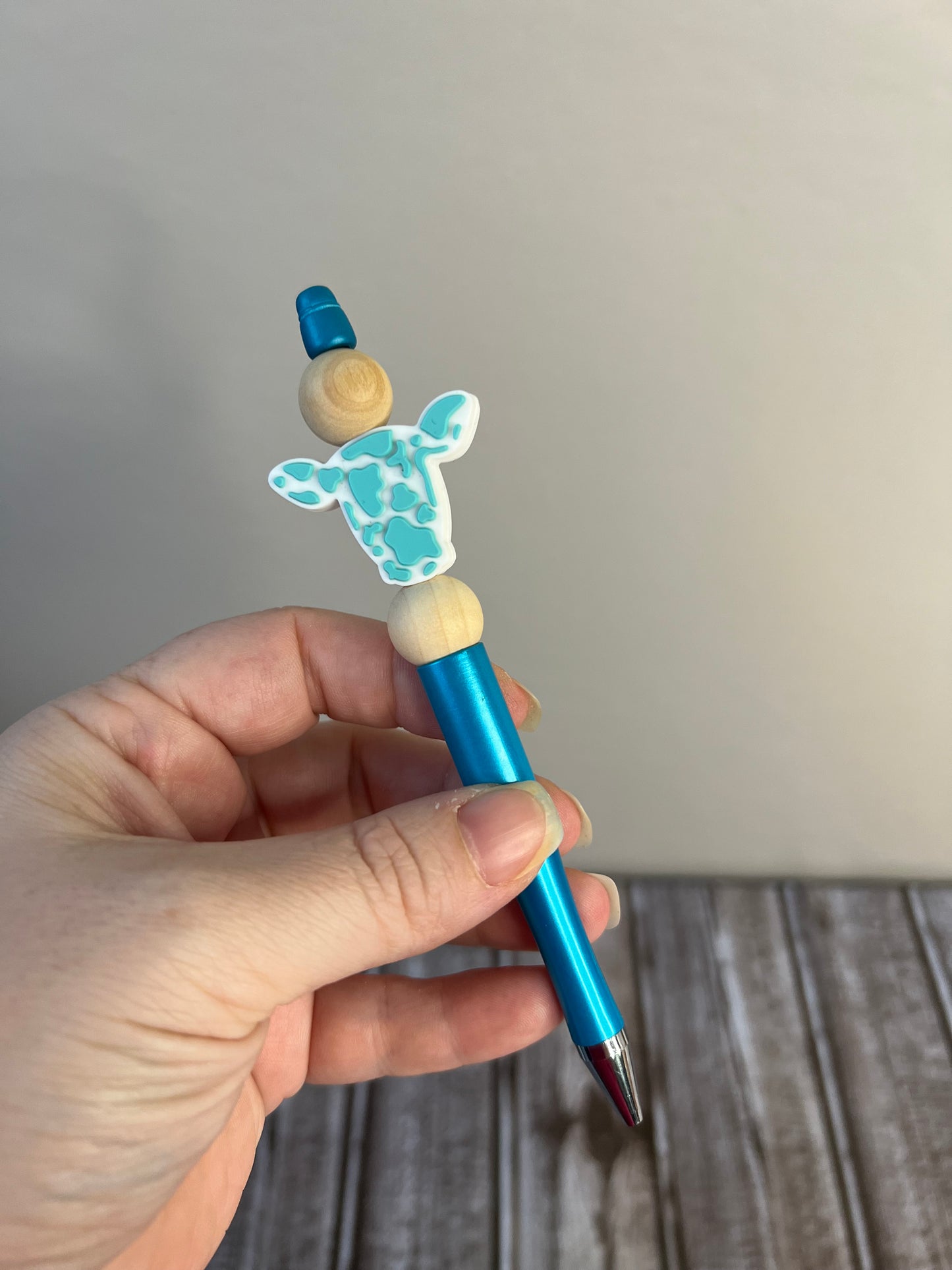 Beaded pen